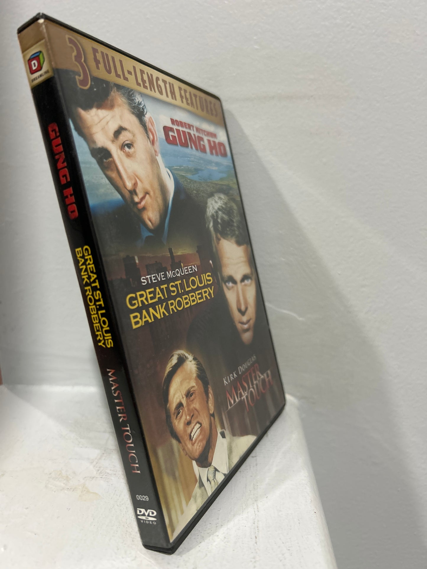 Gung Ho (1943) & Great St. Louis Bank Robbery (1959) & Master Touch (1972)