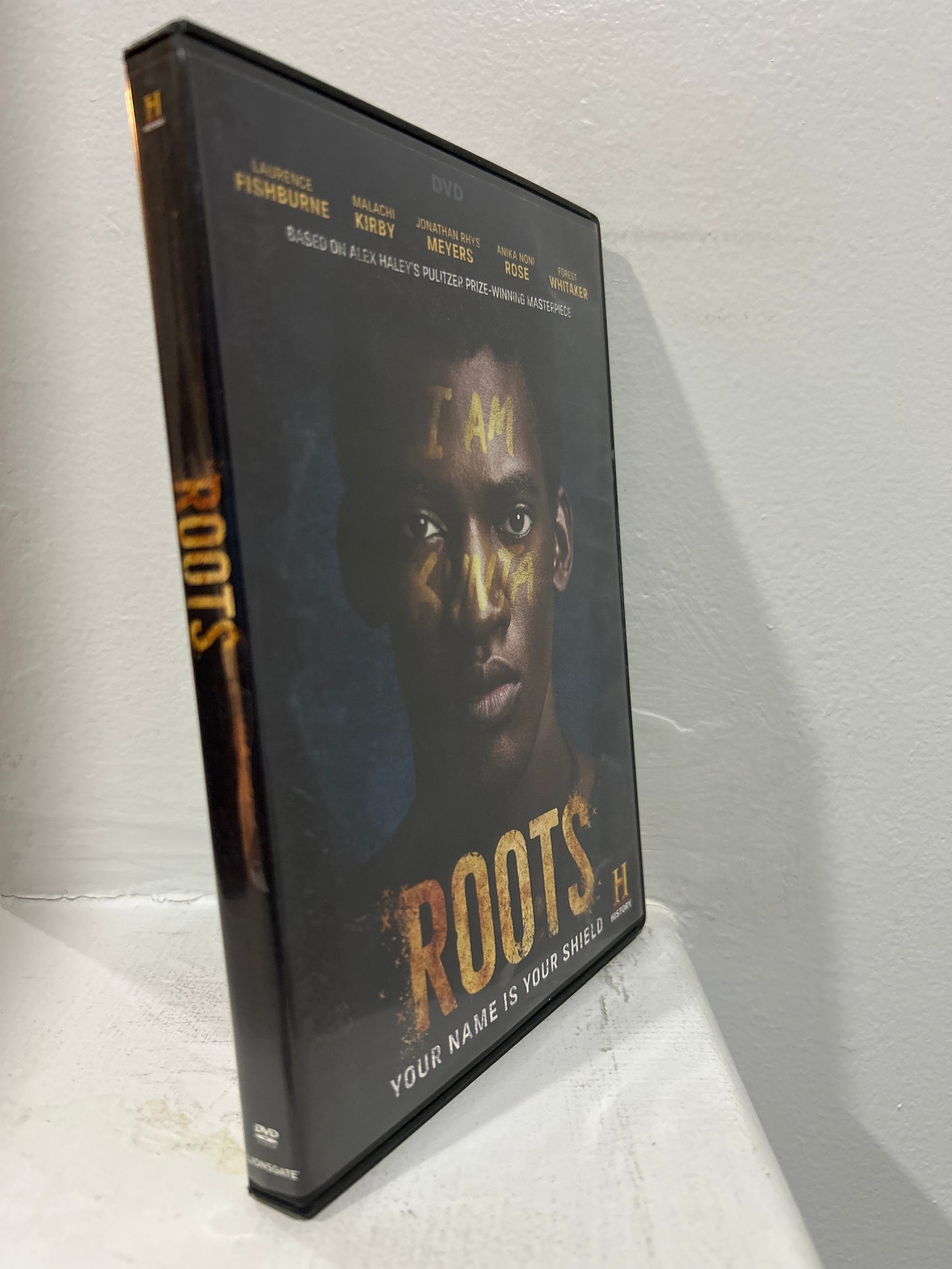 Roots : TV Mini Series (2016)