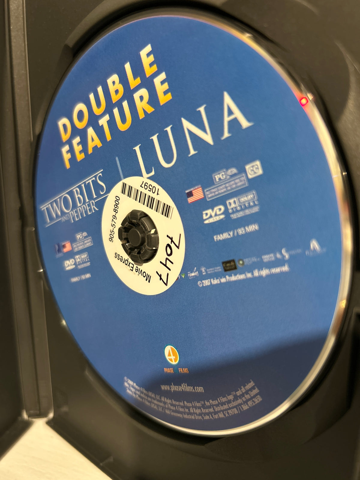 Two-Bits & Pepper (1995) & Luna: Spirit of the Whale (2007)