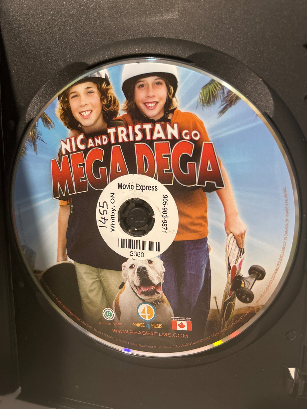 Nic & Tristan Go Mega Dega (2010)