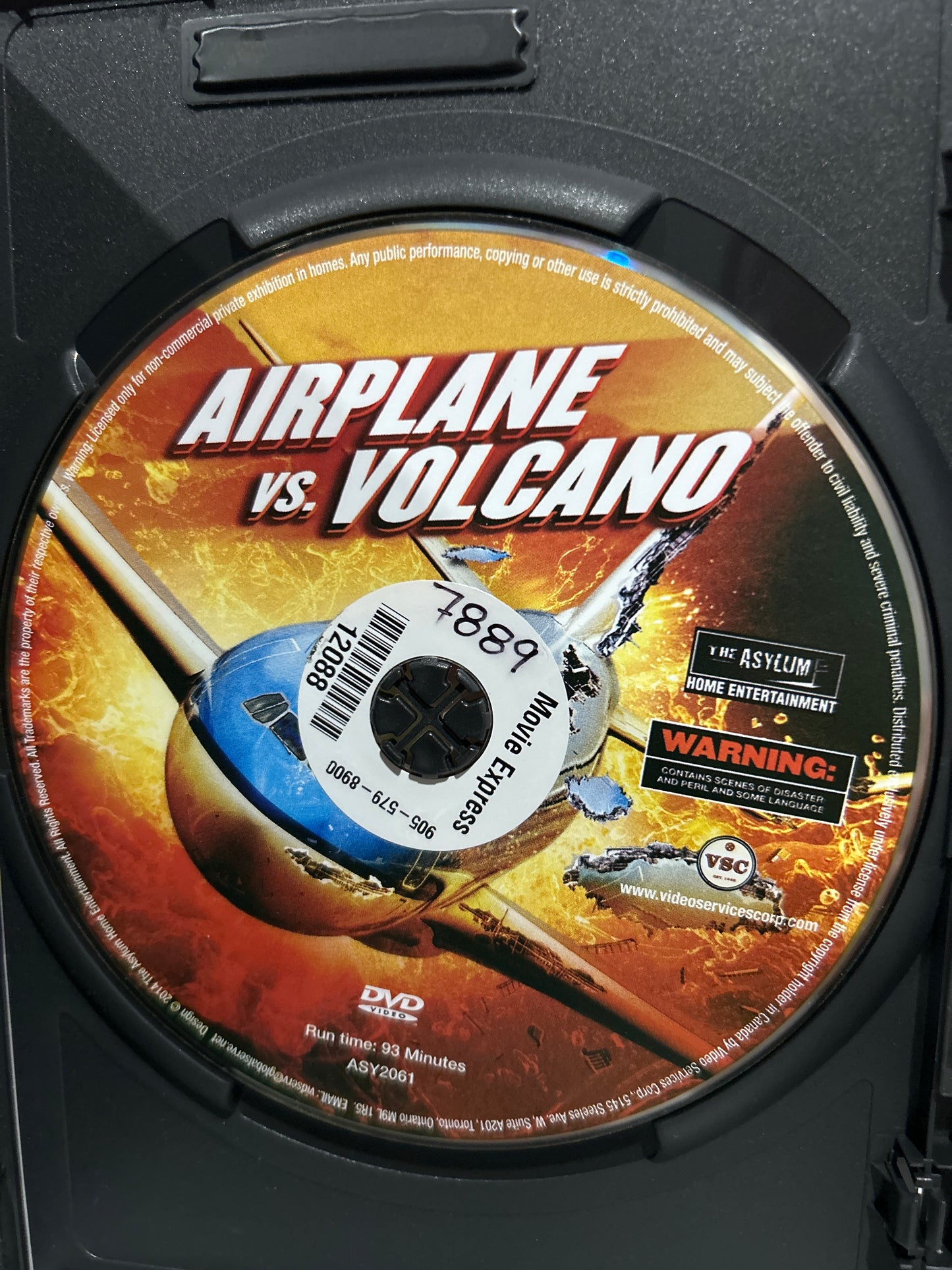 Airplane vs. Volcano (2014)
