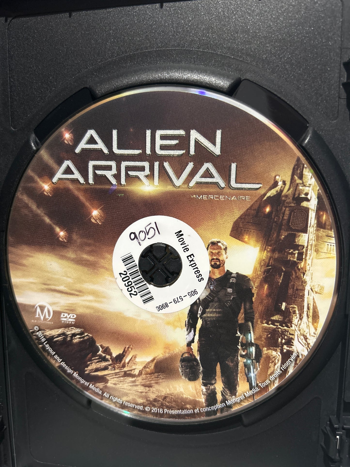 Alien Arrival (2016)