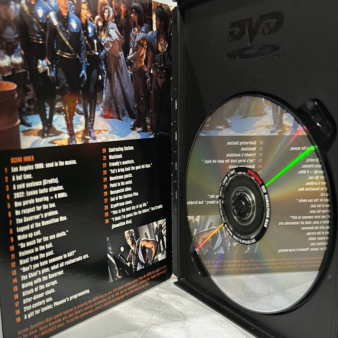 Demolition Man (1993)