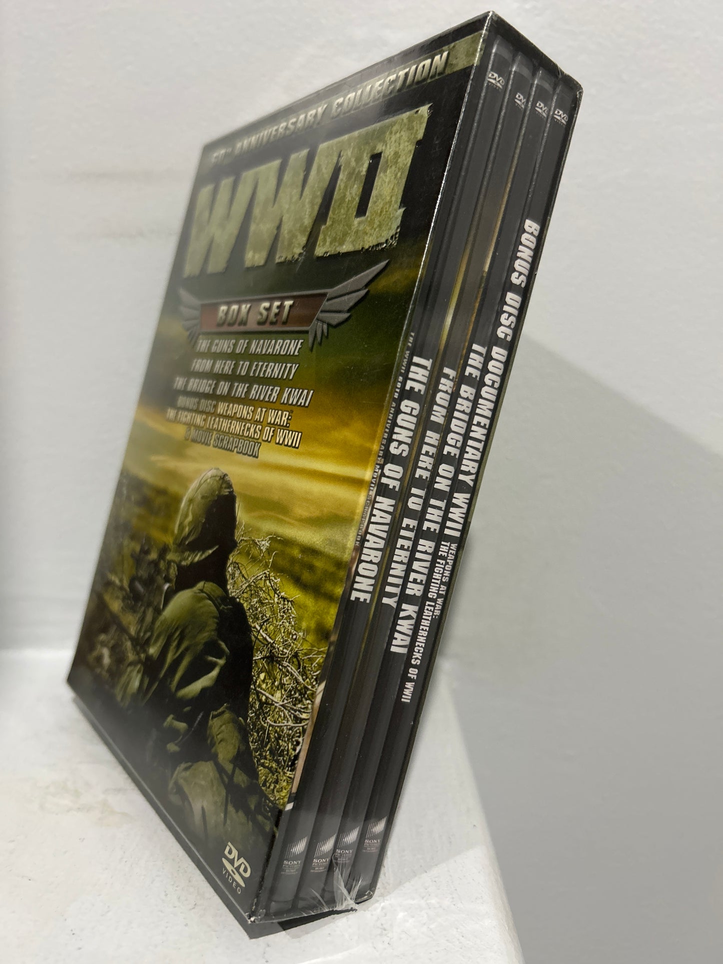 Guns of Navarone, The (1961) & From Here to Eternity (1953) & The Bridge on the River Kwai (1957) & Weapons at War