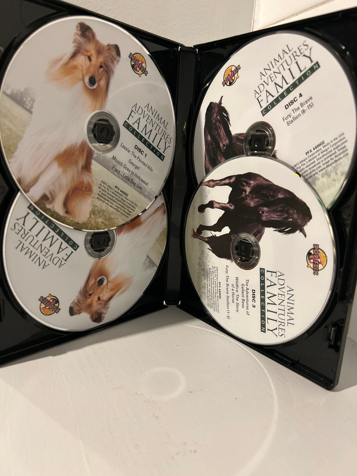 FAMILY COLLECTION (10 MOVIES & 15 TV EPISODES)