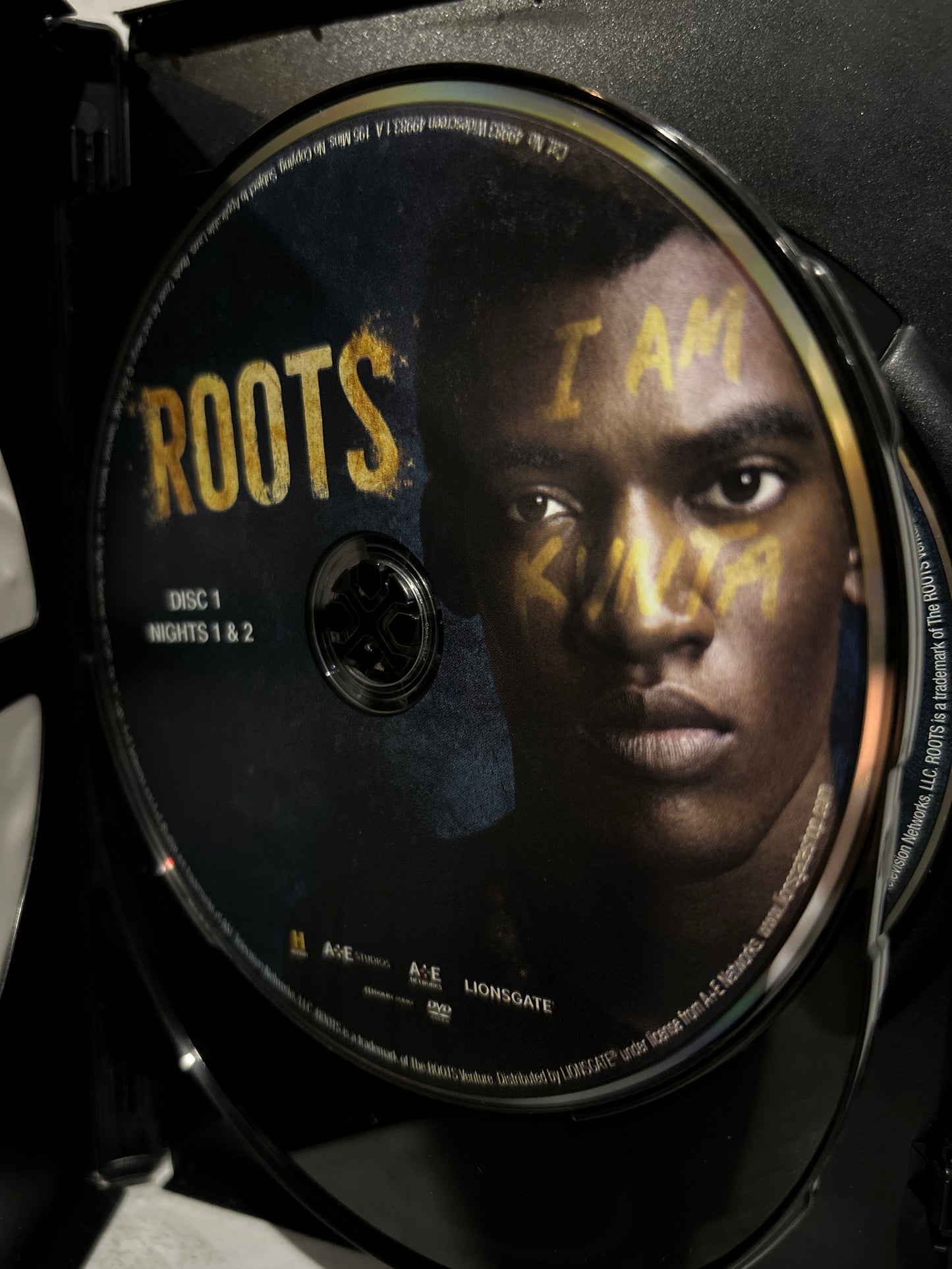 Roots : TV Mini Series (2016)