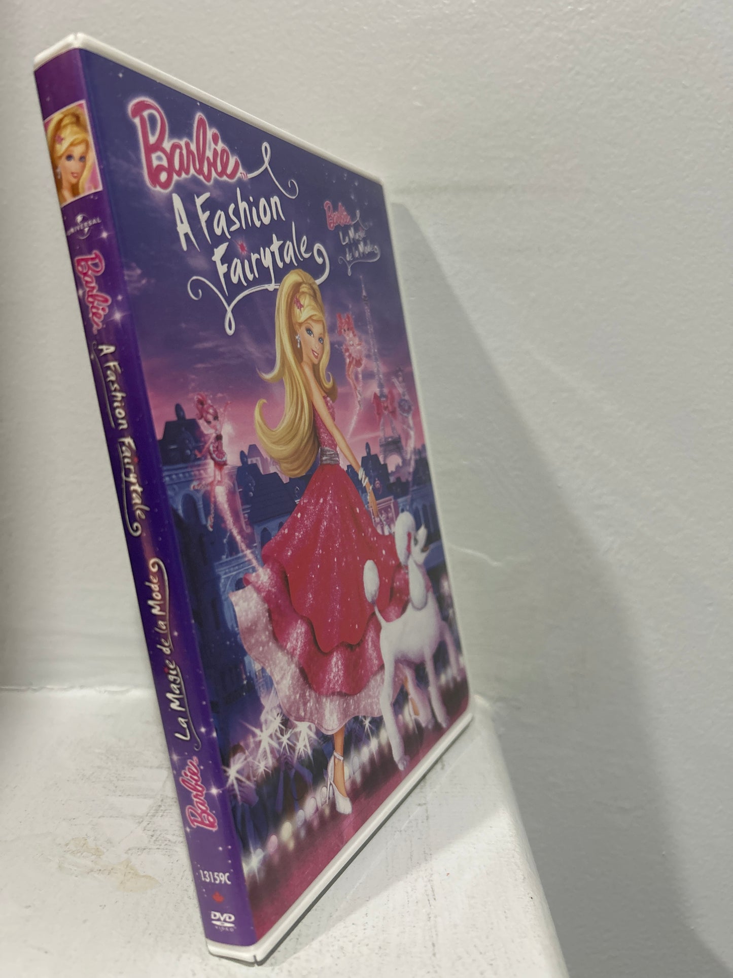 Barbie: A Fashion Fairytale (2010)