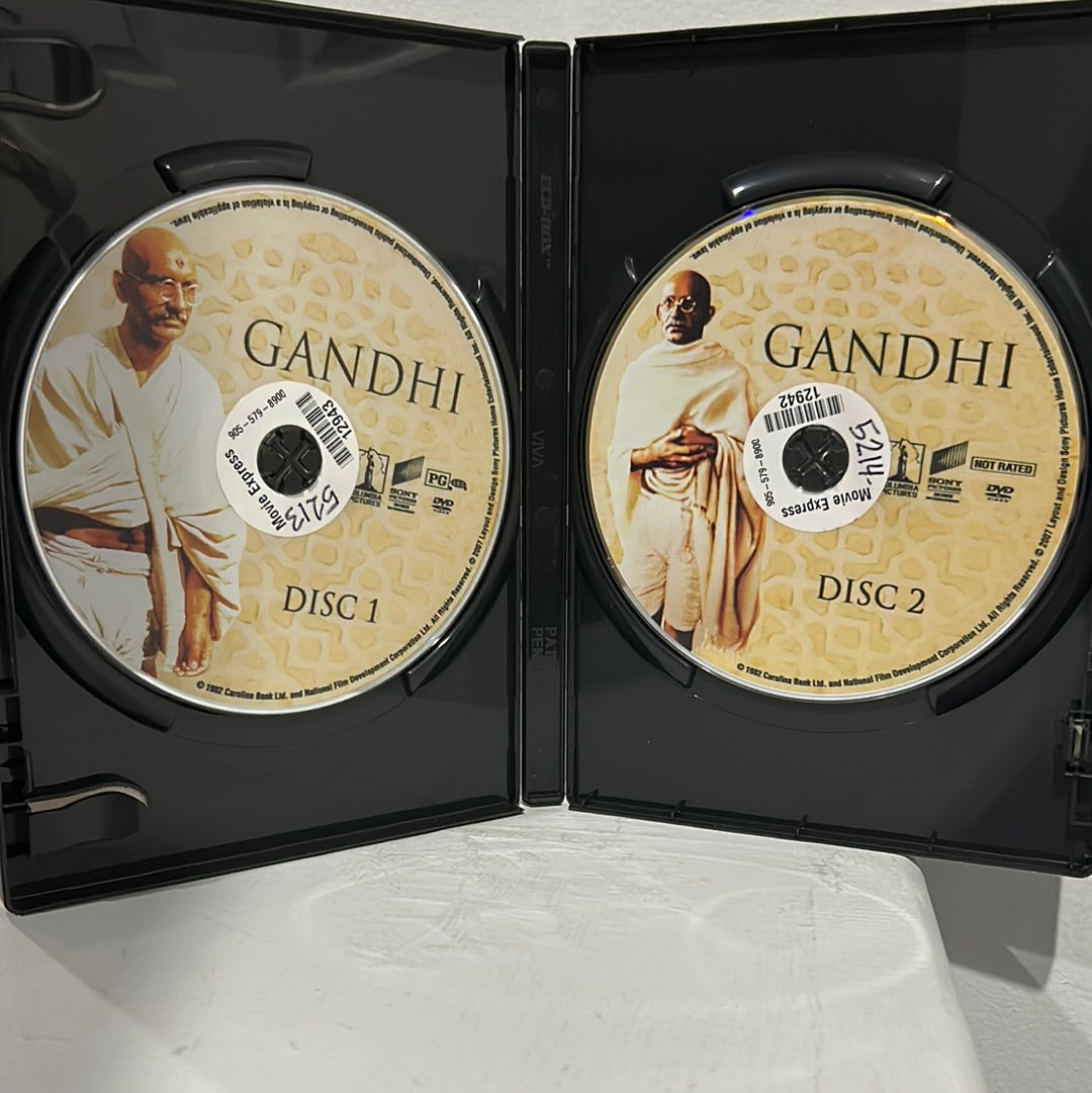 Gandhi (1982)