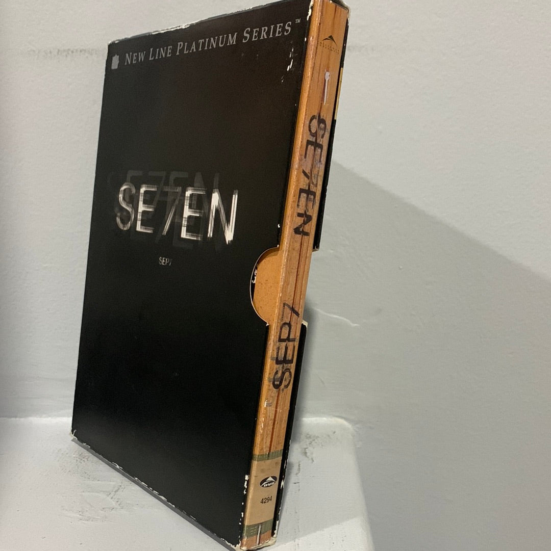 Se7en (1995)