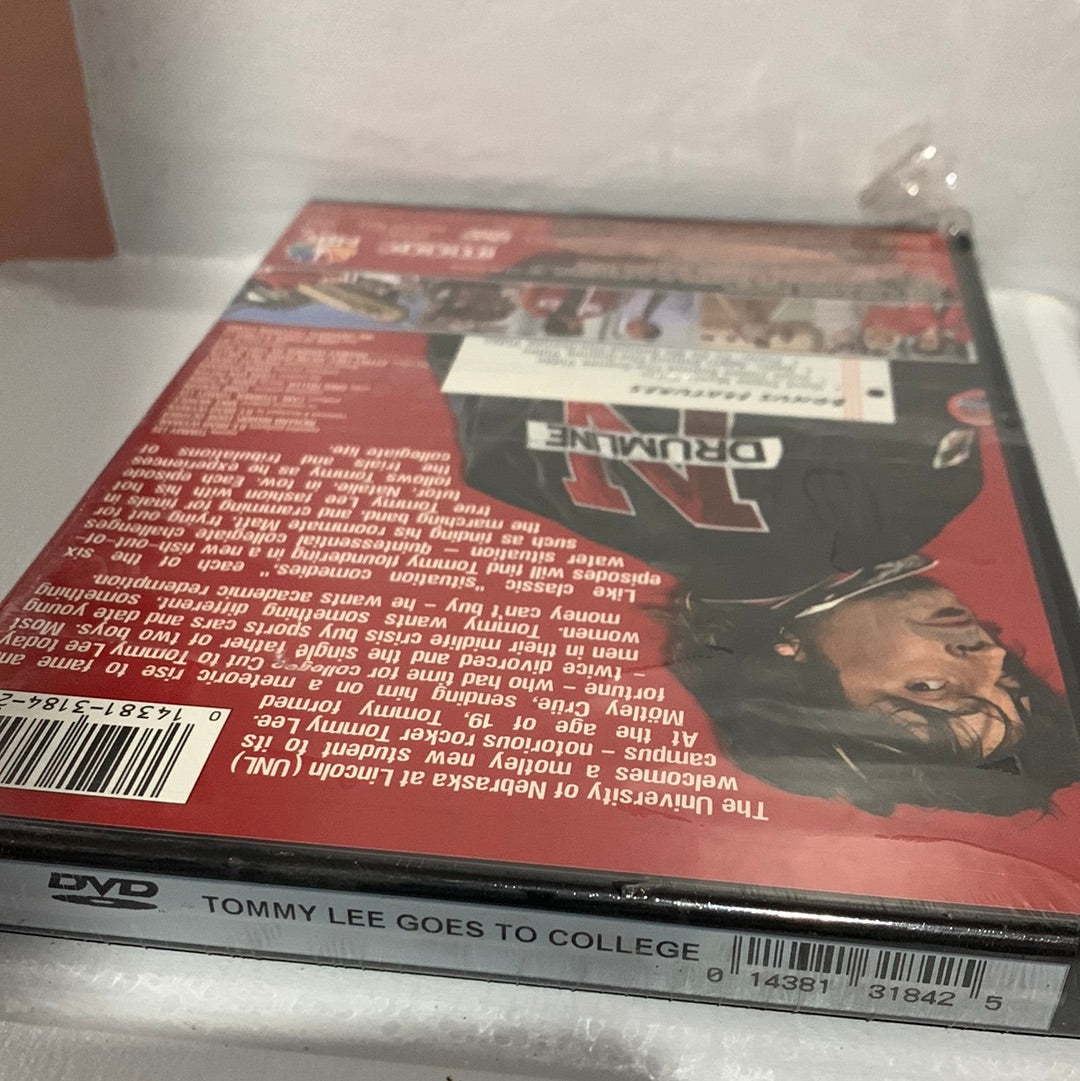 Tommy Lee Goes to College (2005)