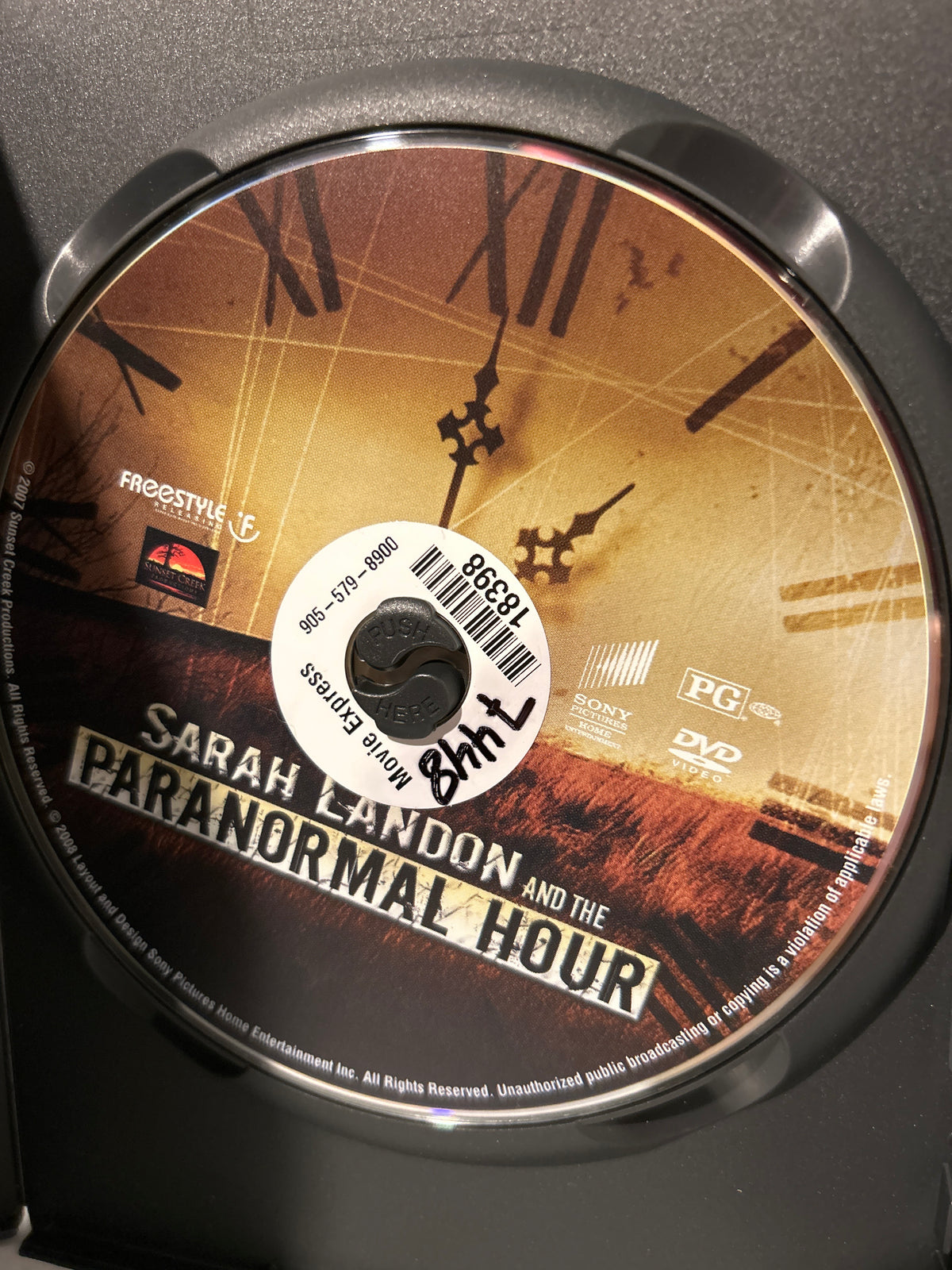 Sarah Landon and the Paranormal Hour (2007)