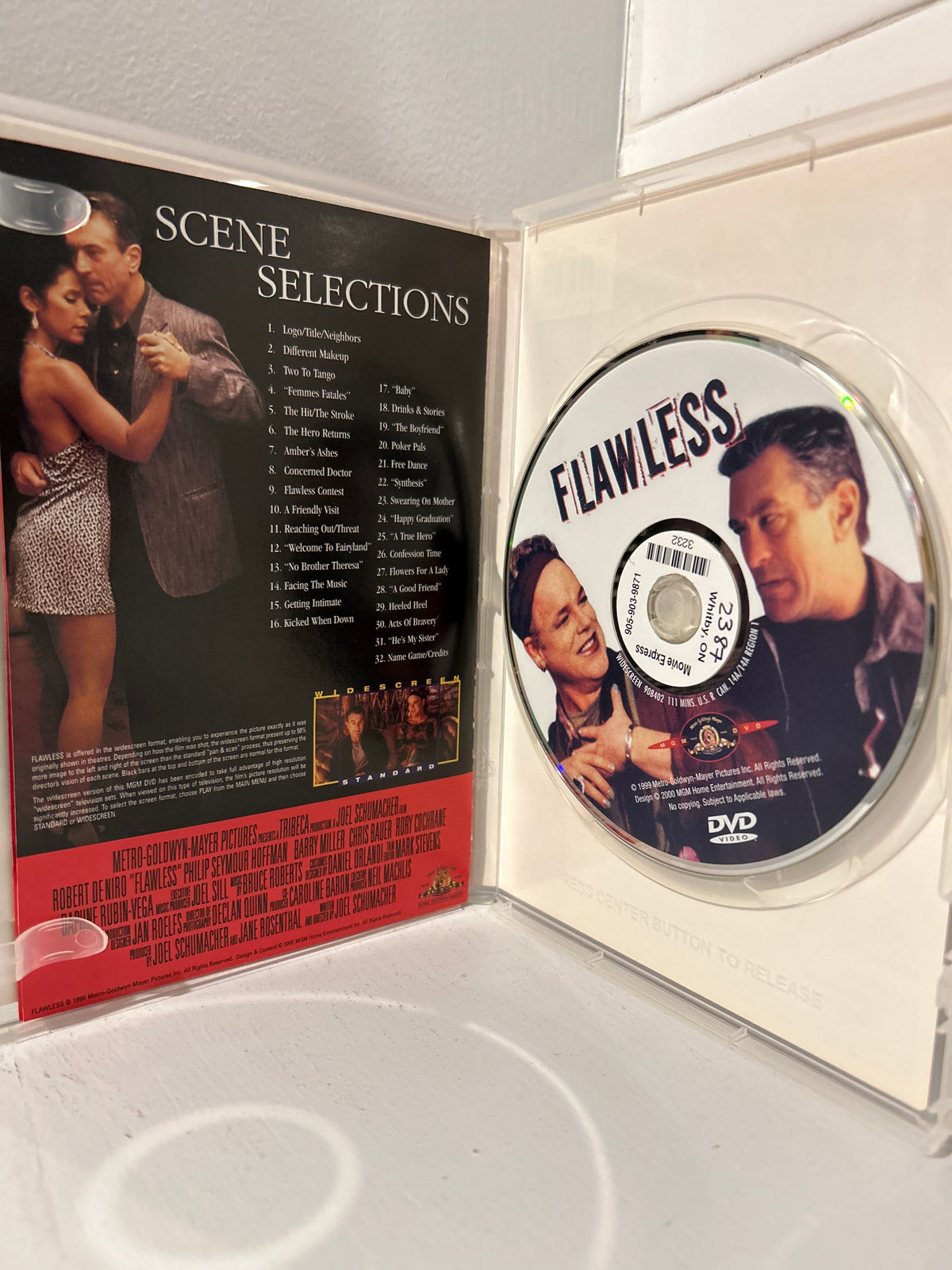 Flawless (1999)