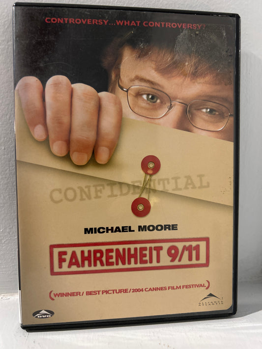 Fahrenheit 9/11 (2004)