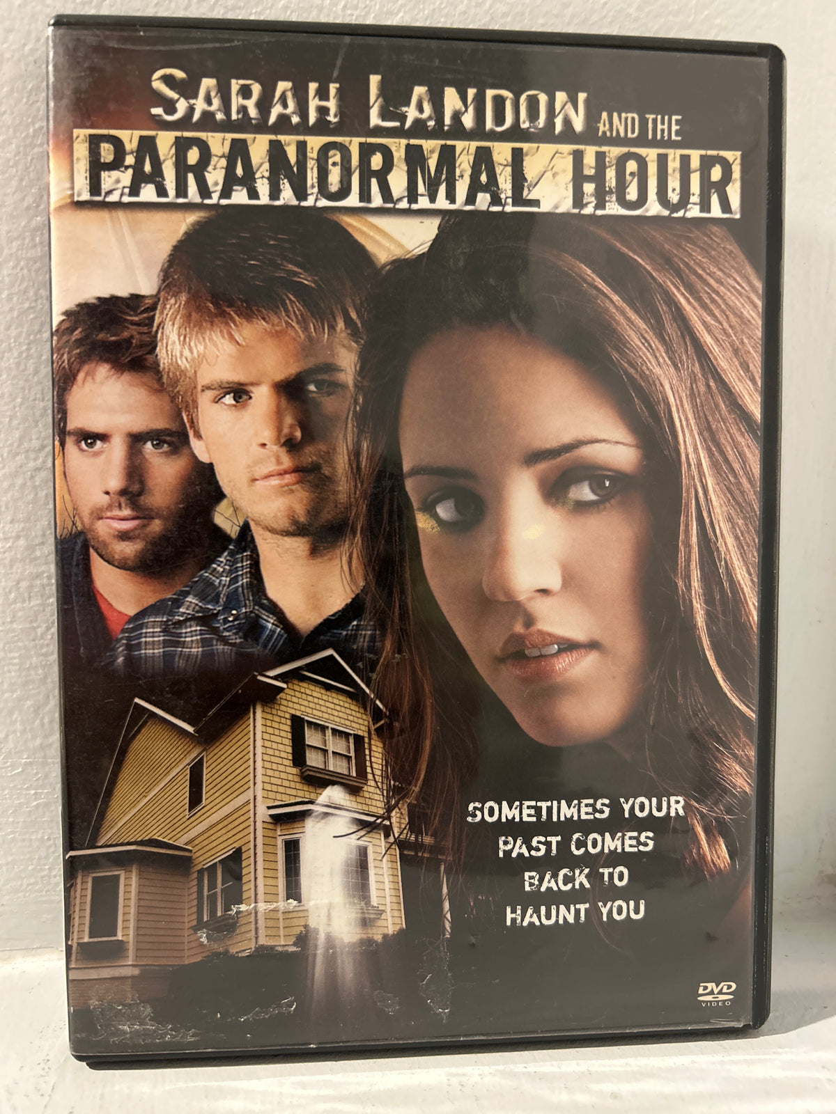 Sarah Landon and the Paranormal Hour (2007)