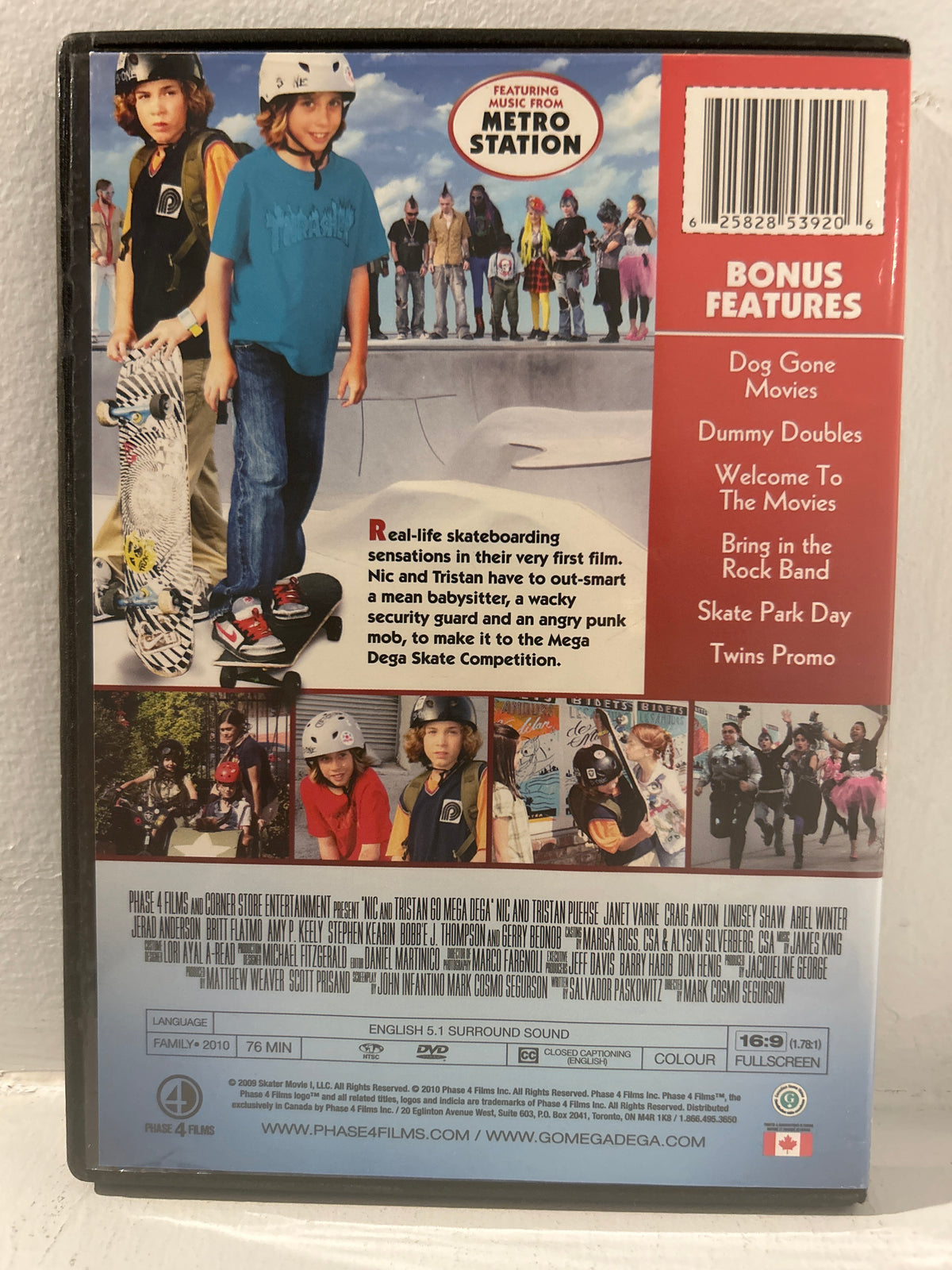 Nic & Tristan Go Mega Dega (2010)