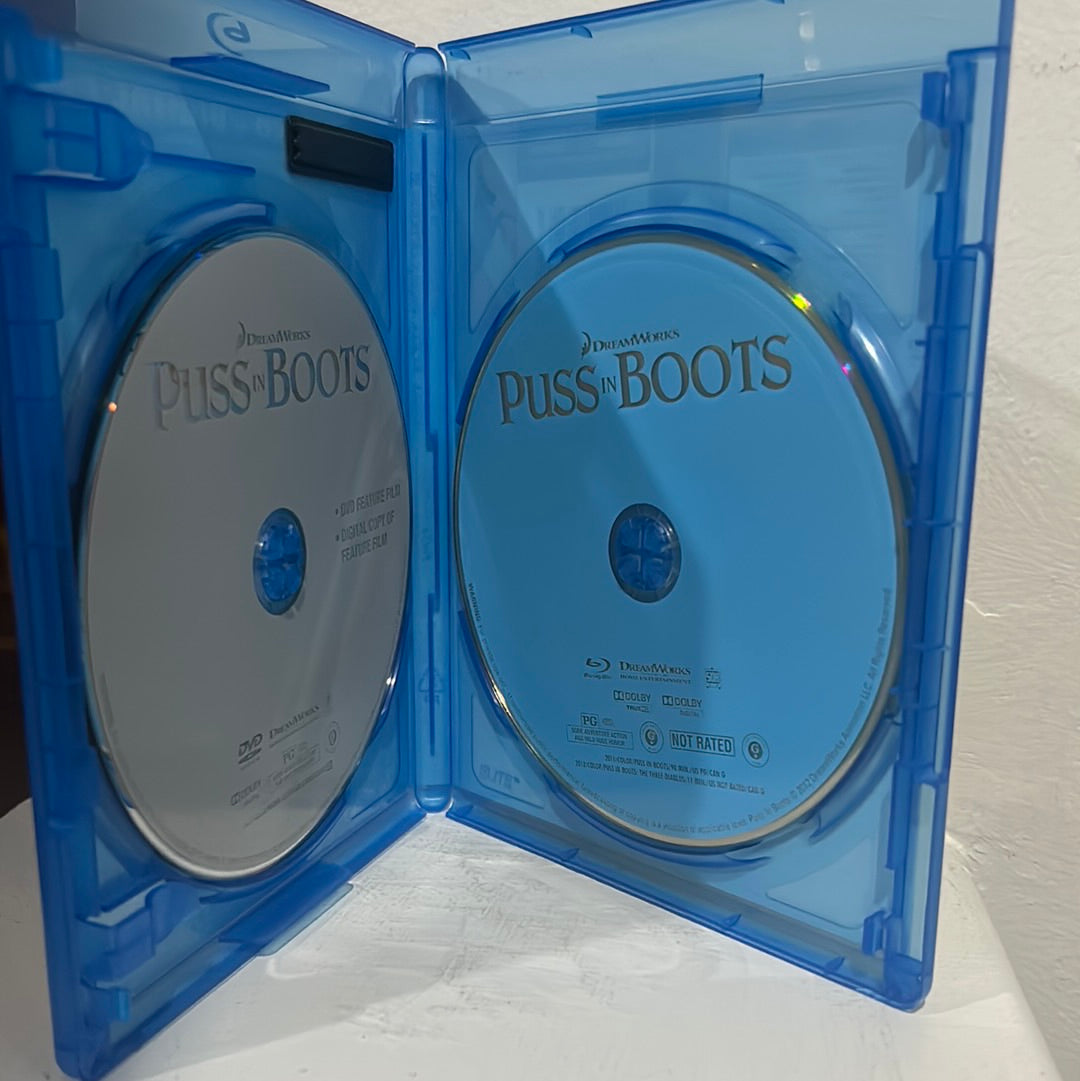 Puss in Boots (2011)