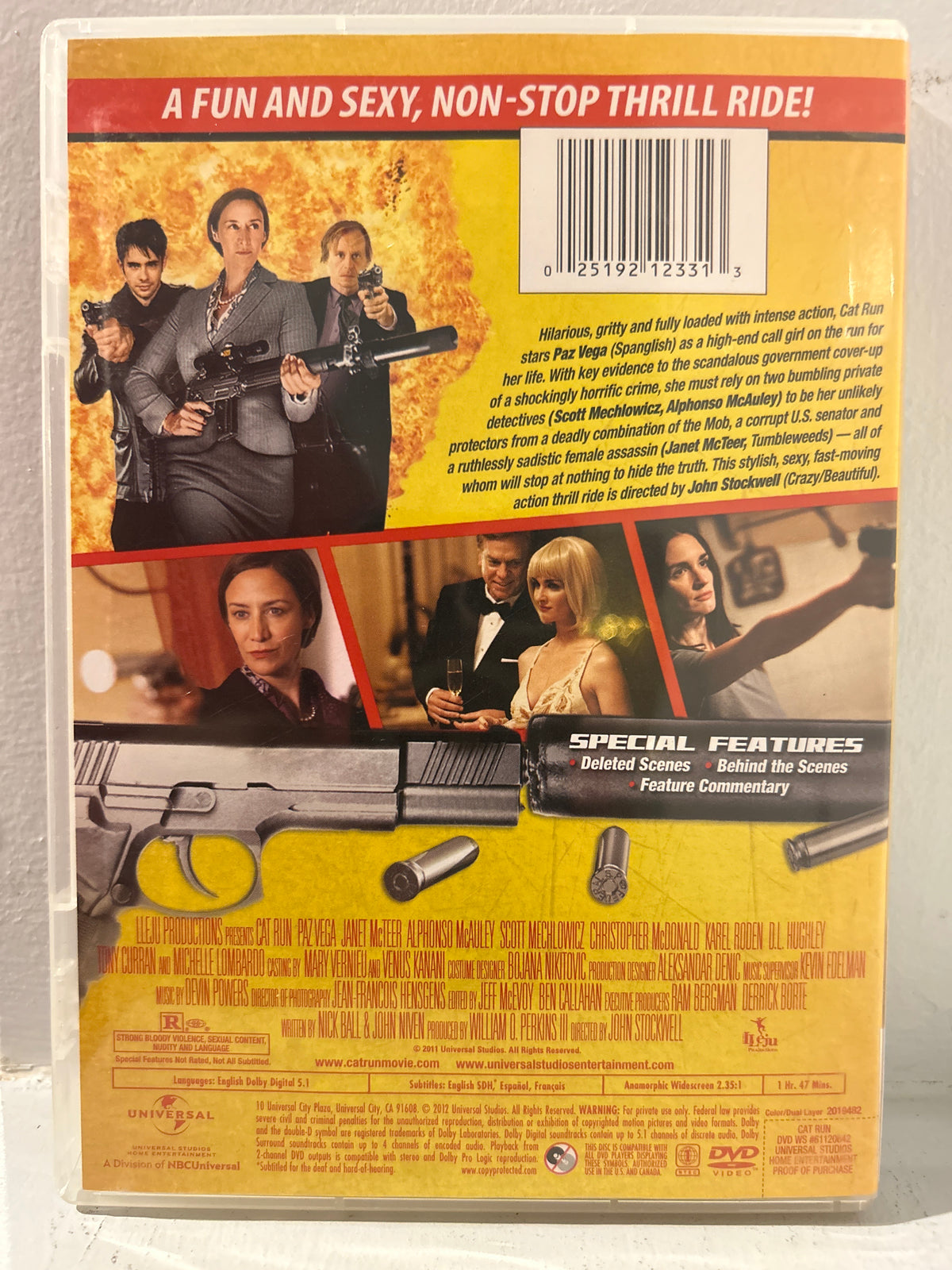 Cat Run (2011)