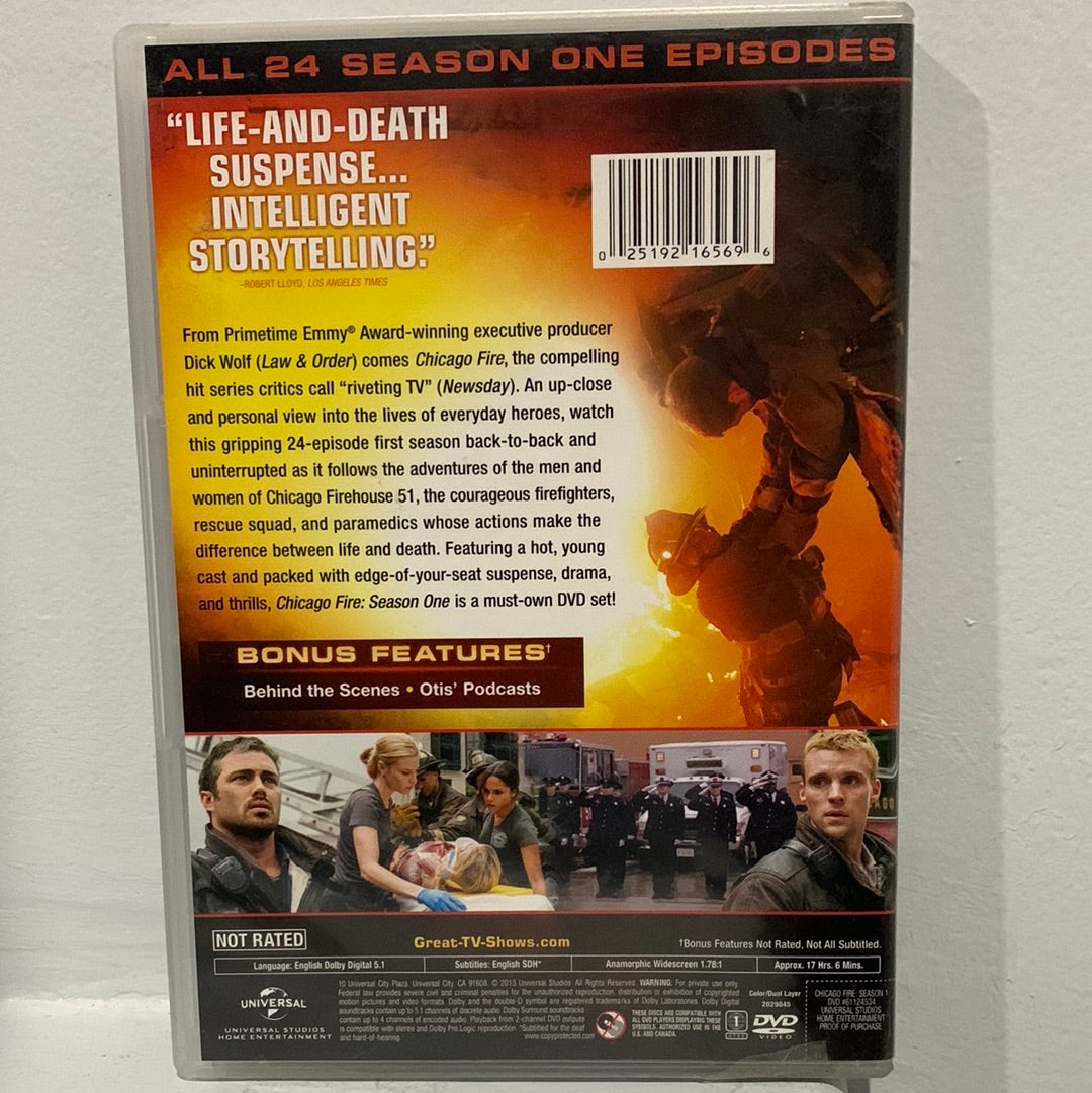 Chicago Fire: TV Series (2012-    ) - Season One