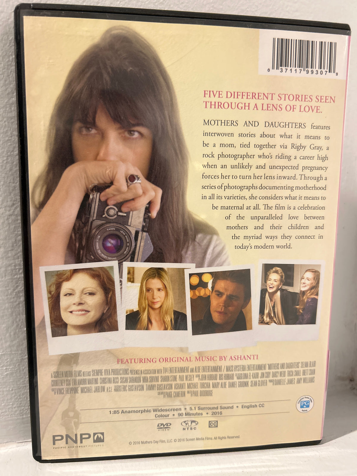 Mothers and Daughters (2016)
