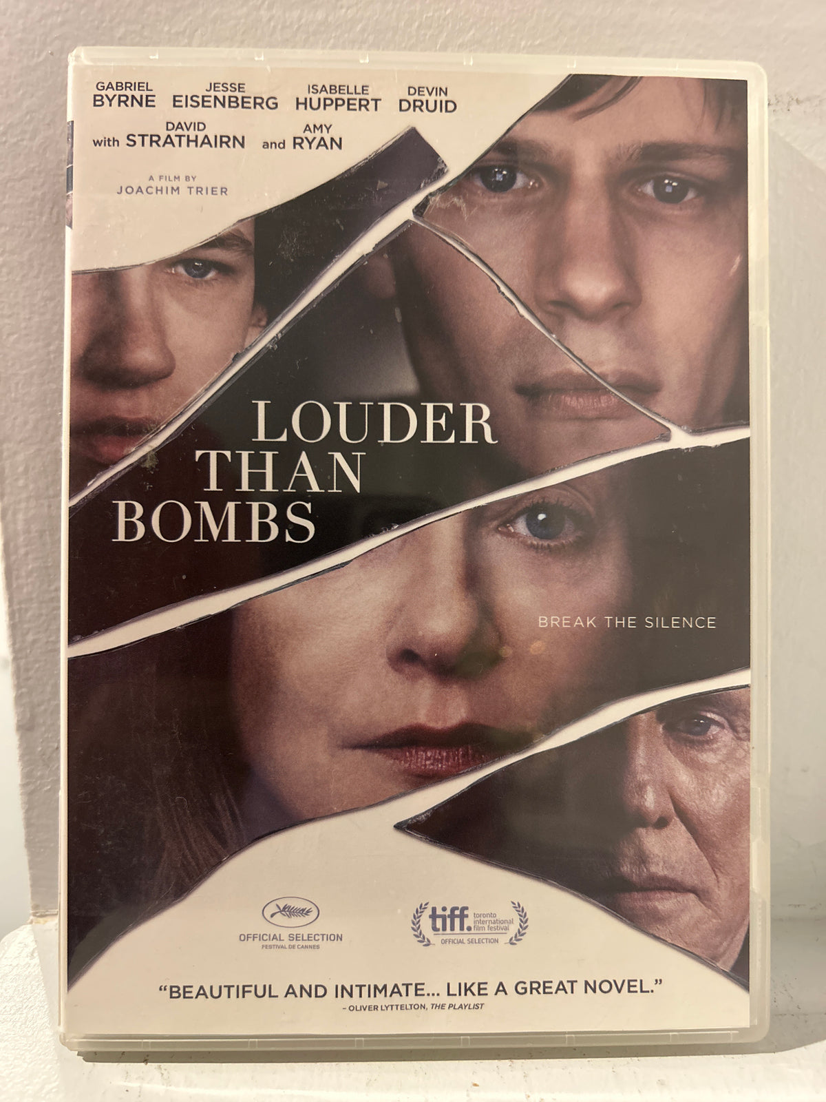 Louder Than Bombs (2015)